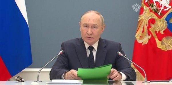 郑州配资网 普京指挥俄军战略核力量综合演习